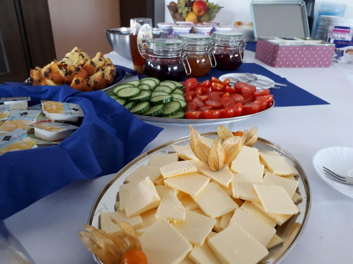 Boootshaus - Am Spreeufer Hotel Beeskow Kültér fotó